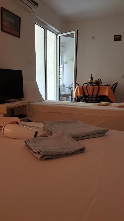 Апартаменты Apartmani Neda Bane Петровац